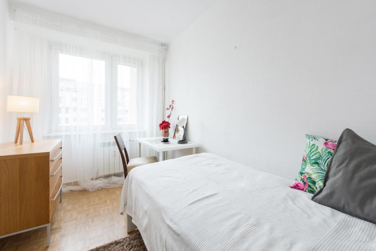 Room, Inflancka 19 Varšava Exteriér fotografie